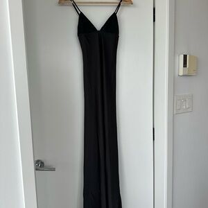 Elegant Black Maxi Dress